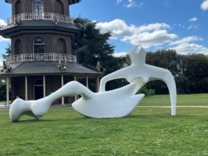 Henry Moore sculpture in front of the Pagoda